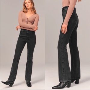 Abercrombie & Fitch The 70s Vintage Flare
Ultra High Rise Washed Black Gray Jean
